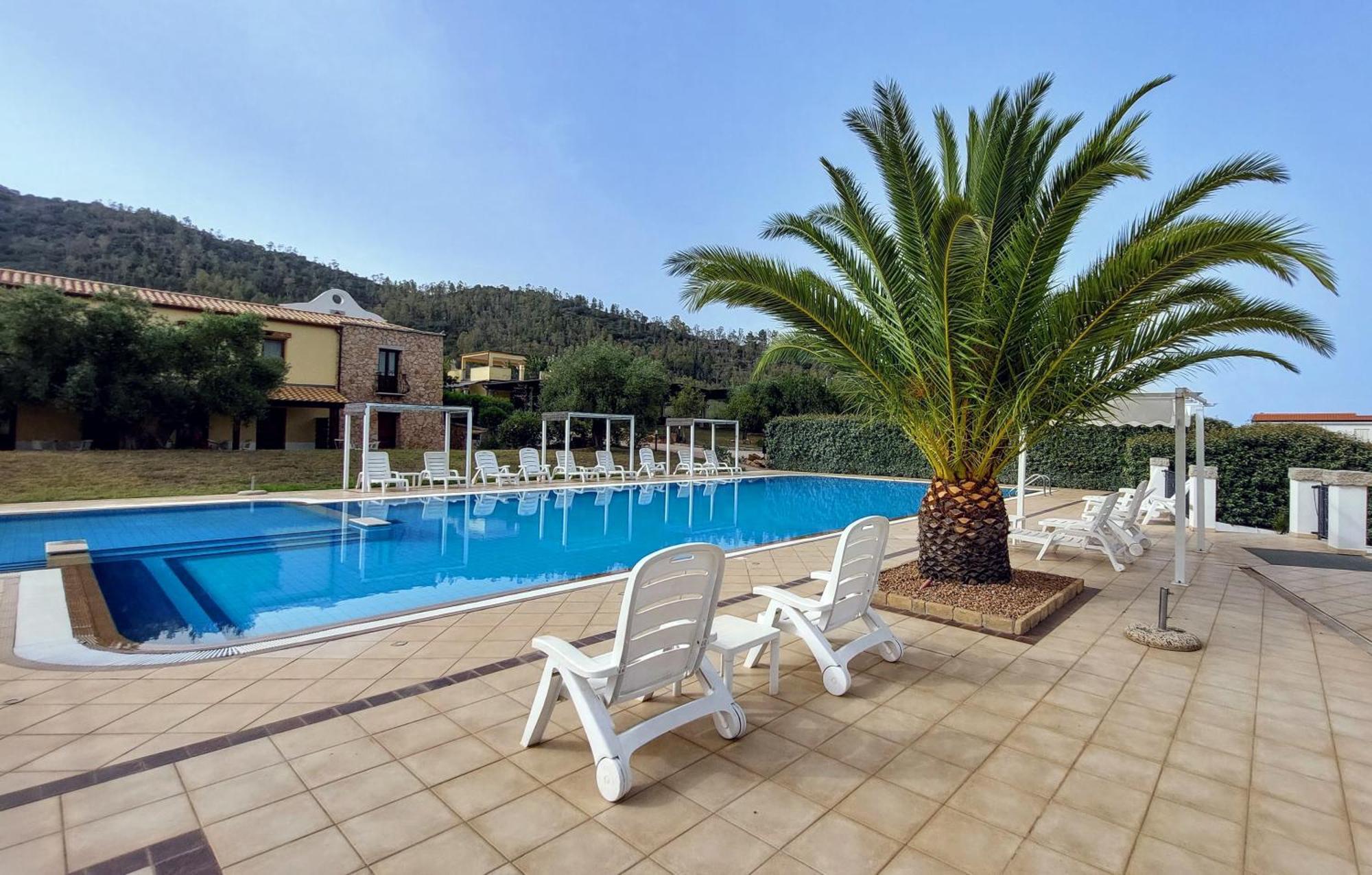 Hotel Cardedu Bagian luar foto