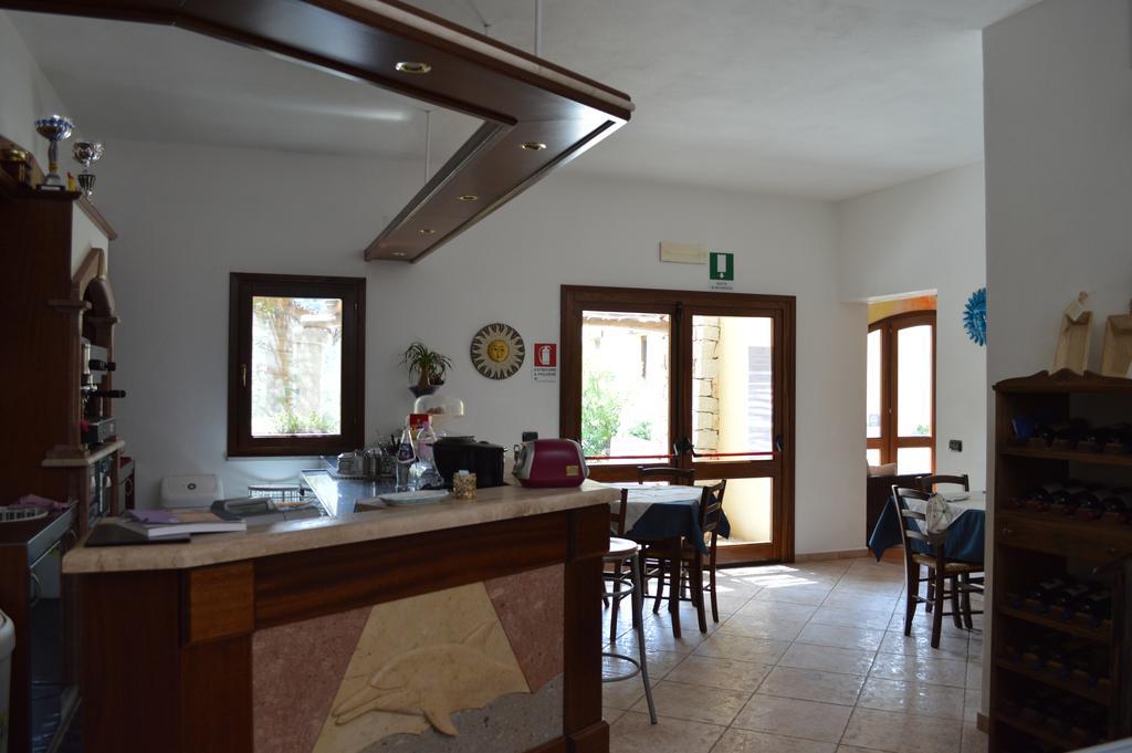 Hotel Cardedu Bagian luar foto