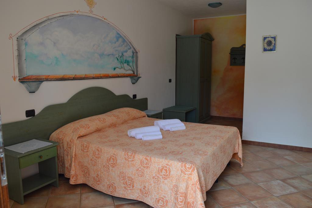 Hotel Cardedu Bagian luar foto