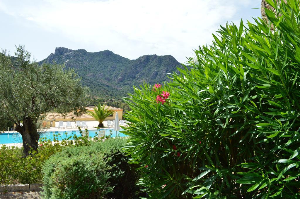 Hotel Cardedu Bagian luar foto